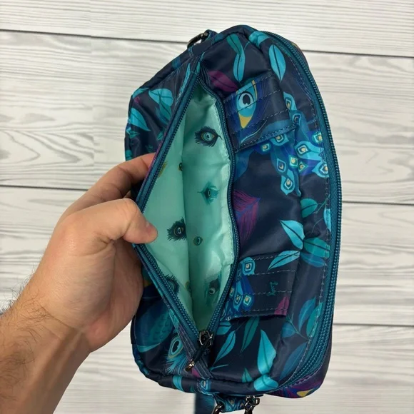 LUG Switch Convertible Crossbody Bag RFID NWT Peacock Print - Picture 6 of 13